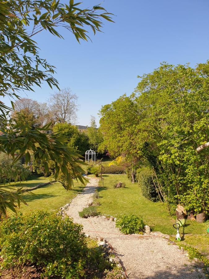 La Maison Des Thermes, Chambre D'Hote Сент Экстерьер фото